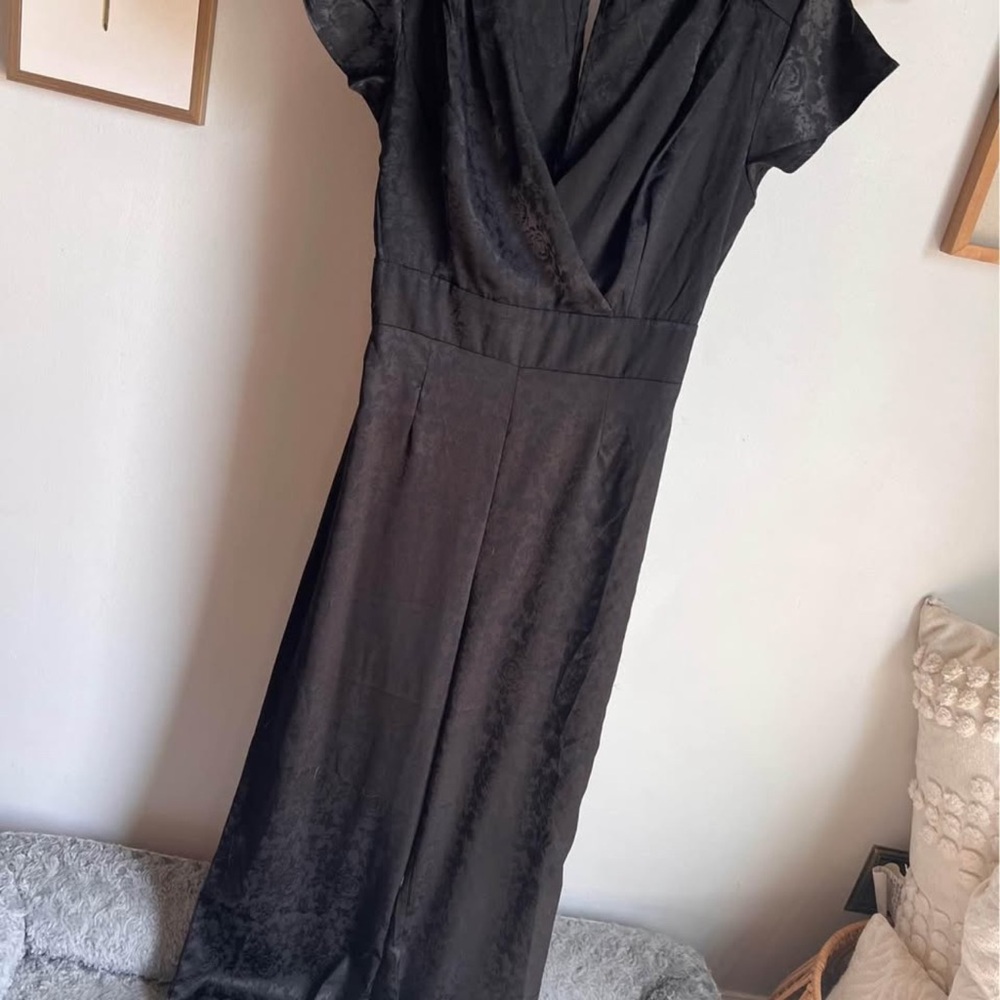 Elegant Black Women's Jumpsuit